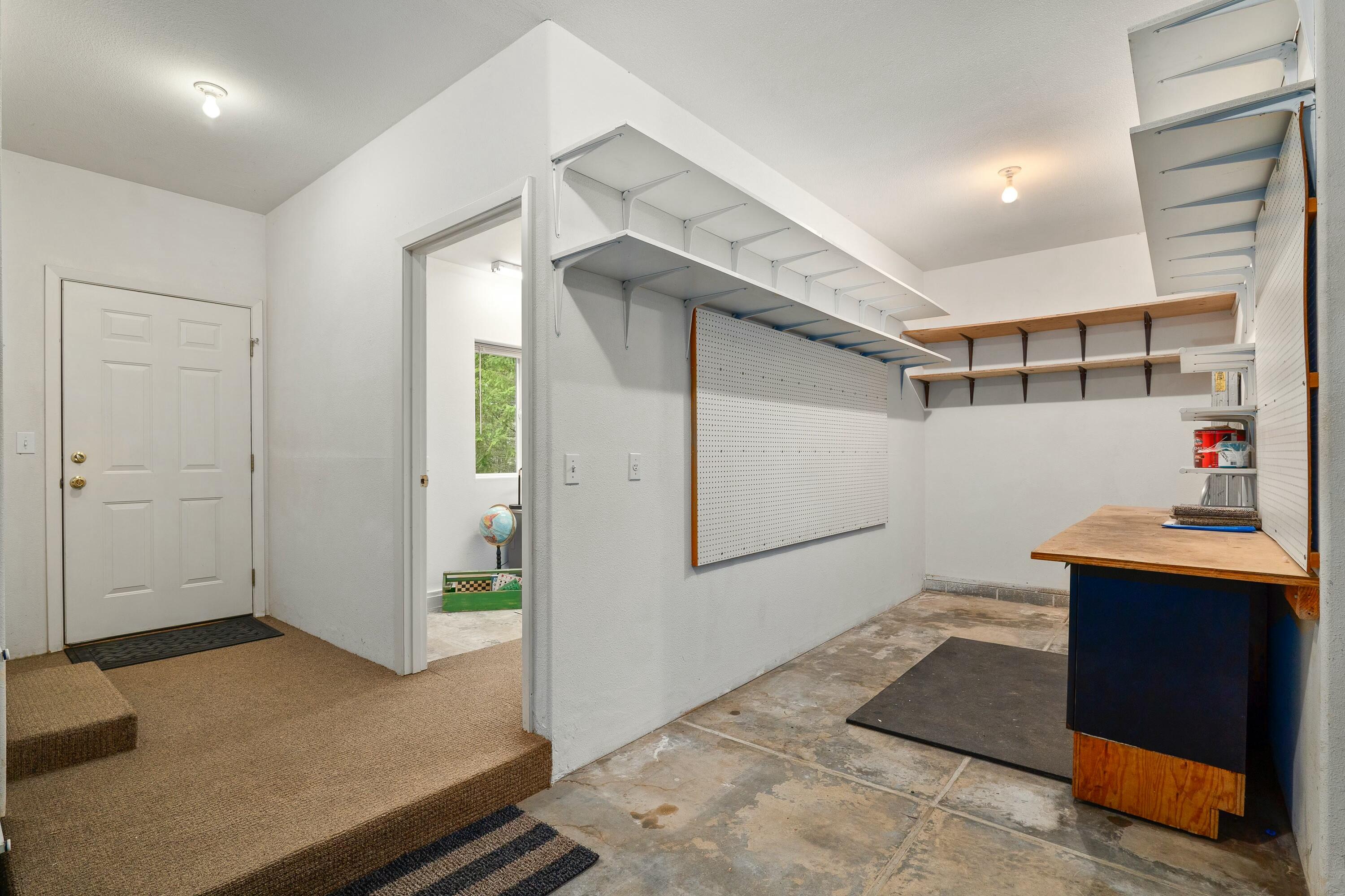 11460 Lower River Road Grants Pass, OR 97526 - Photo 32 of 49 Workshop