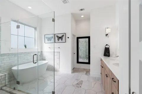 $535,000 | 2532 Ohsfeldt Street, Houston, TX 77008