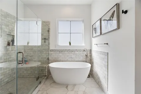 $535,000 | 2532 Ohsfeldt Street, Houston, TX 77008