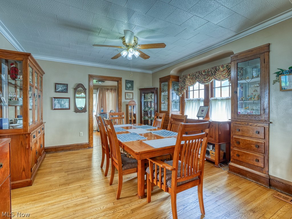 1710 Spring Road Cleveland, OH 44109 - Photo 9 of 34