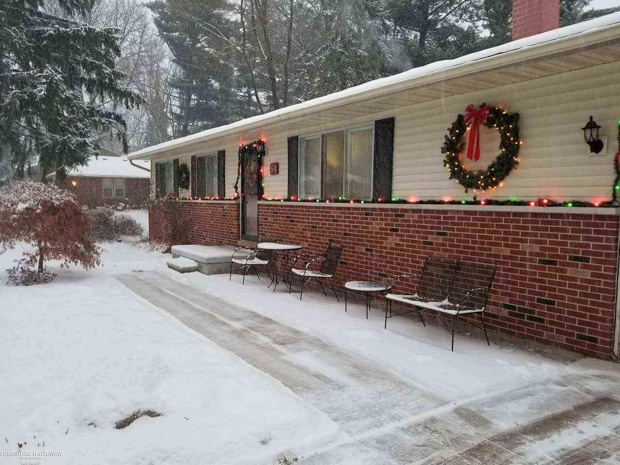 54 Nevada Avenue Rochester, MI 48309 - Photo 1 of 23 31341612.JPG