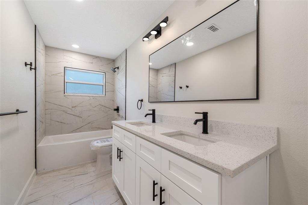 5609 Valley Oak Road Orlando, FL 32808 - Photo 23 of 30 Gallery Image 23