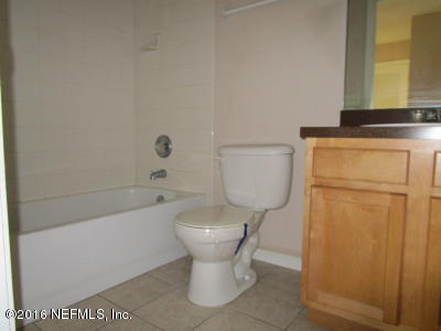 10558 Shamrock Road Jacksonville, FL 32256 - Photo 12 of 14 BATHROOM