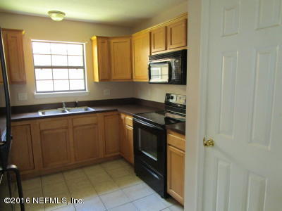 10558 Shamrock Road Jacksonville, FL 32256 - Photo 7 of 14 KITCHEN