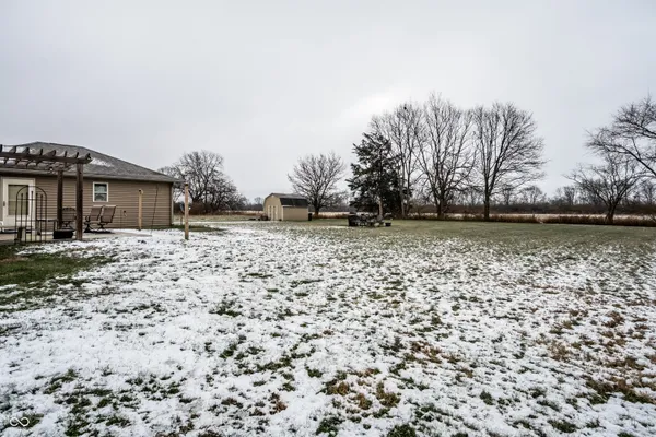 $425,000 | 6213 East US Highway 40, Greenfield, IN 46140