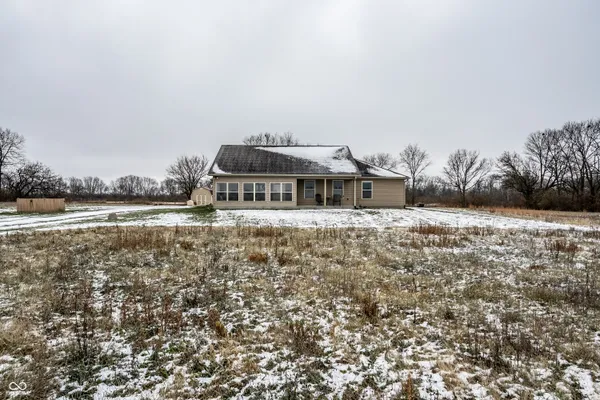 $425,000 | 6213 East US Highway 40, Greenfield, IN 46140