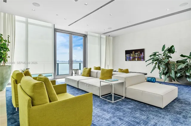 $8,300 | 3131 Northeast 7th Avenue, Unit 3704, Miami, FL 33137