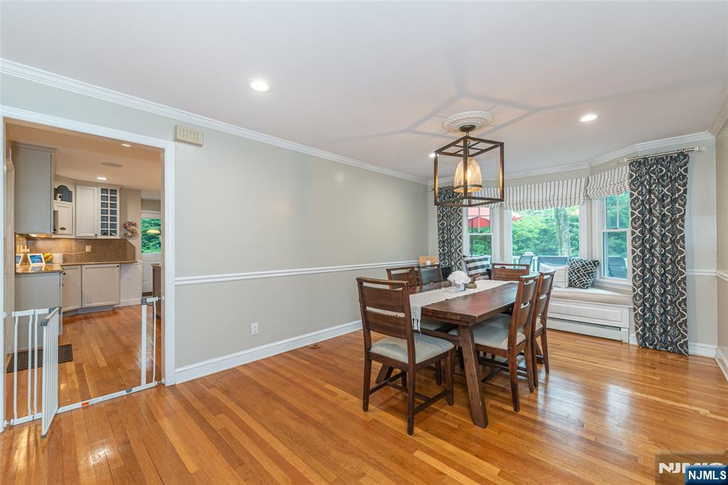 12 Yorke Road Mountain Lakes, NJ 07046 - Photo 5 of 31