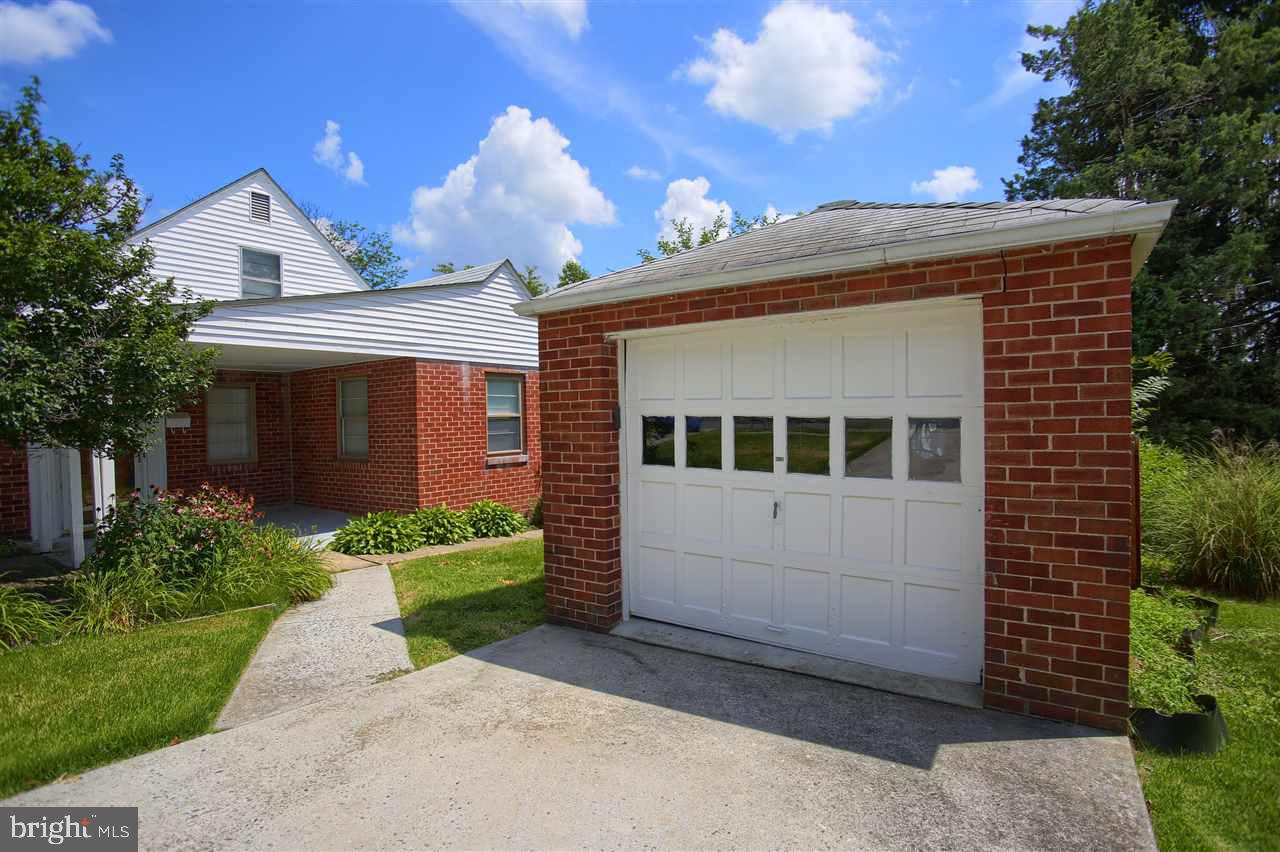 3797 Elder Road Harrisburg, PA 17111 - Photo 2 of 20 Gallery Image 2