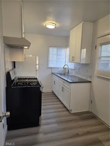 $1,900 | 356 South Sierra Madre Boulevard, Unit 360 1/2, Pasadena, CA 91107