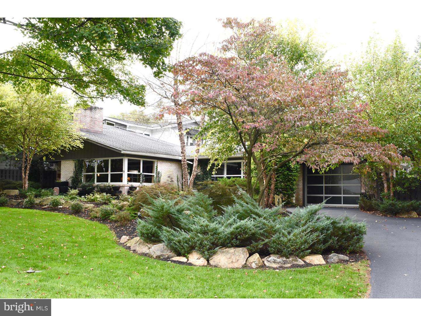 5 Hummingbird Road Wyomissing, PA 19610 - Photo 1 of 24 Gallery Image 1