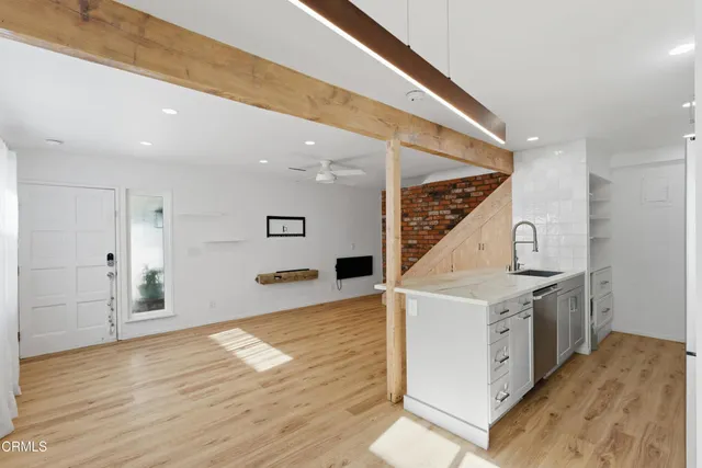 $440,000 | 1184 Carlsbad Place, Ventura, CA 93003