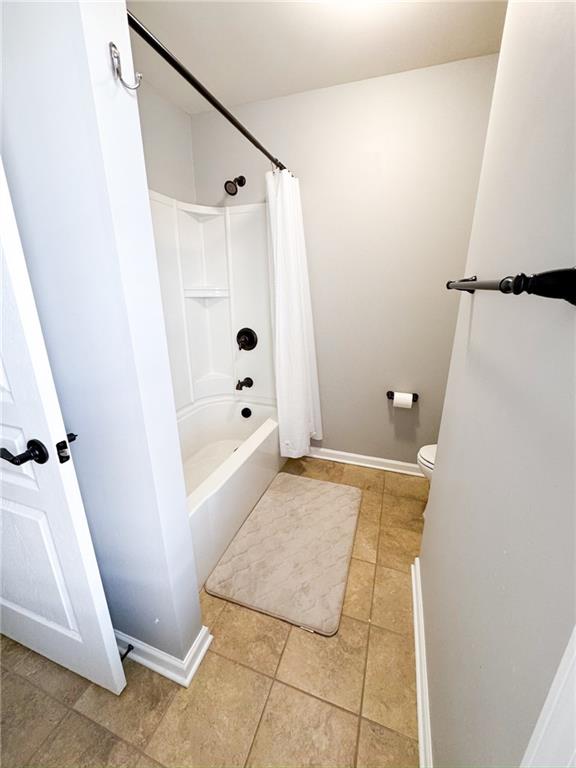 3560 Graham Way Southwest Lilburn, GA 30047 - Photo 18 of 34