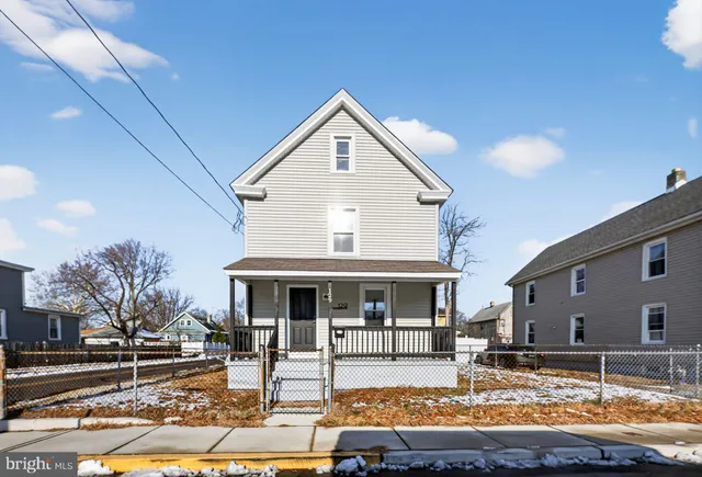 $249,900 | 129 West Washington Street, Paulsboro, NJ 08066