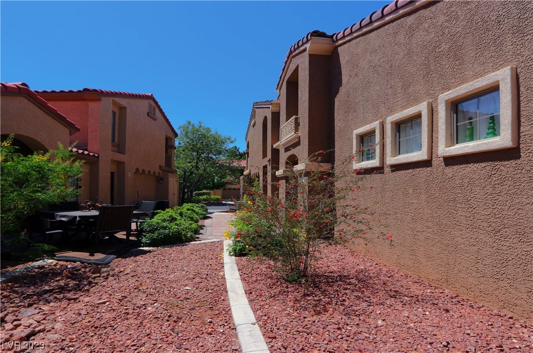 7320 Camrose Ridge Place, Unit 204 Las Vegas, NV 89149 - Photo 2 of 28