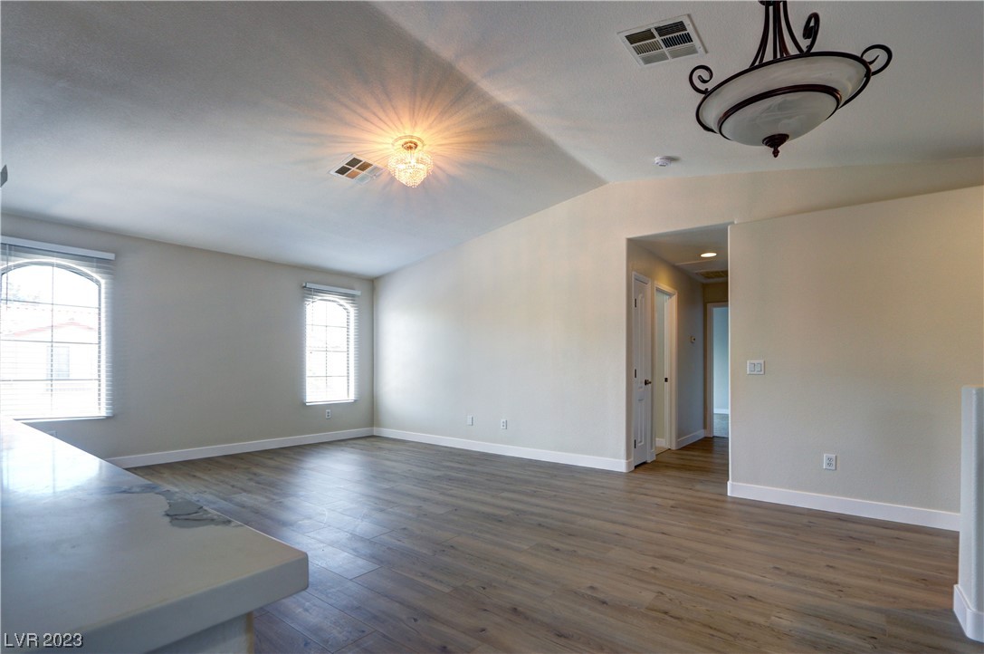 7320 Camrose Ridge Place, Unit 204 Las Vegas, NV 89149 - Photo 6 of 28