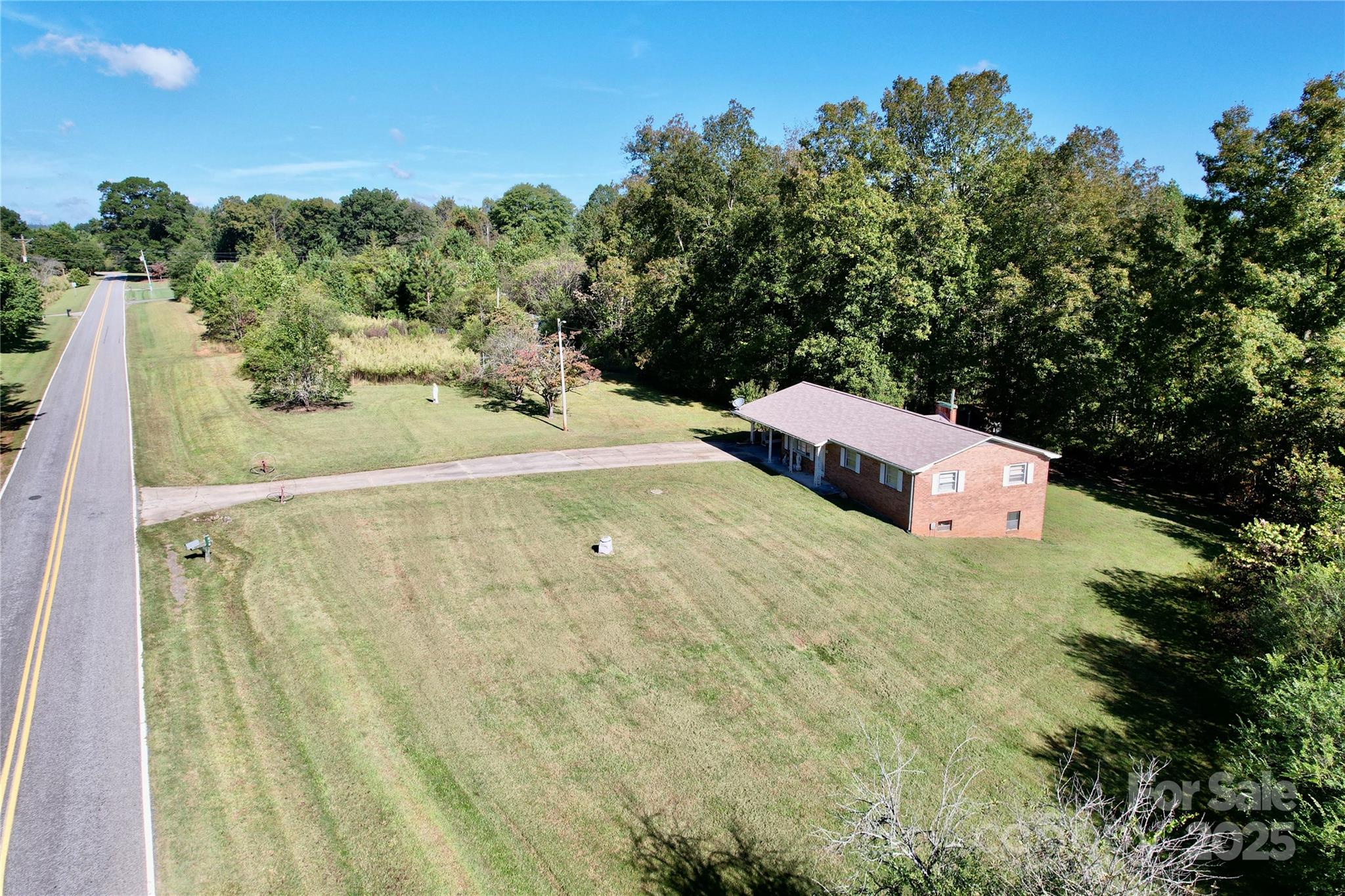 212 Hill Farm Road Hiddenite, NC 28636 - Photo 2 of 16 Gallery Image 2