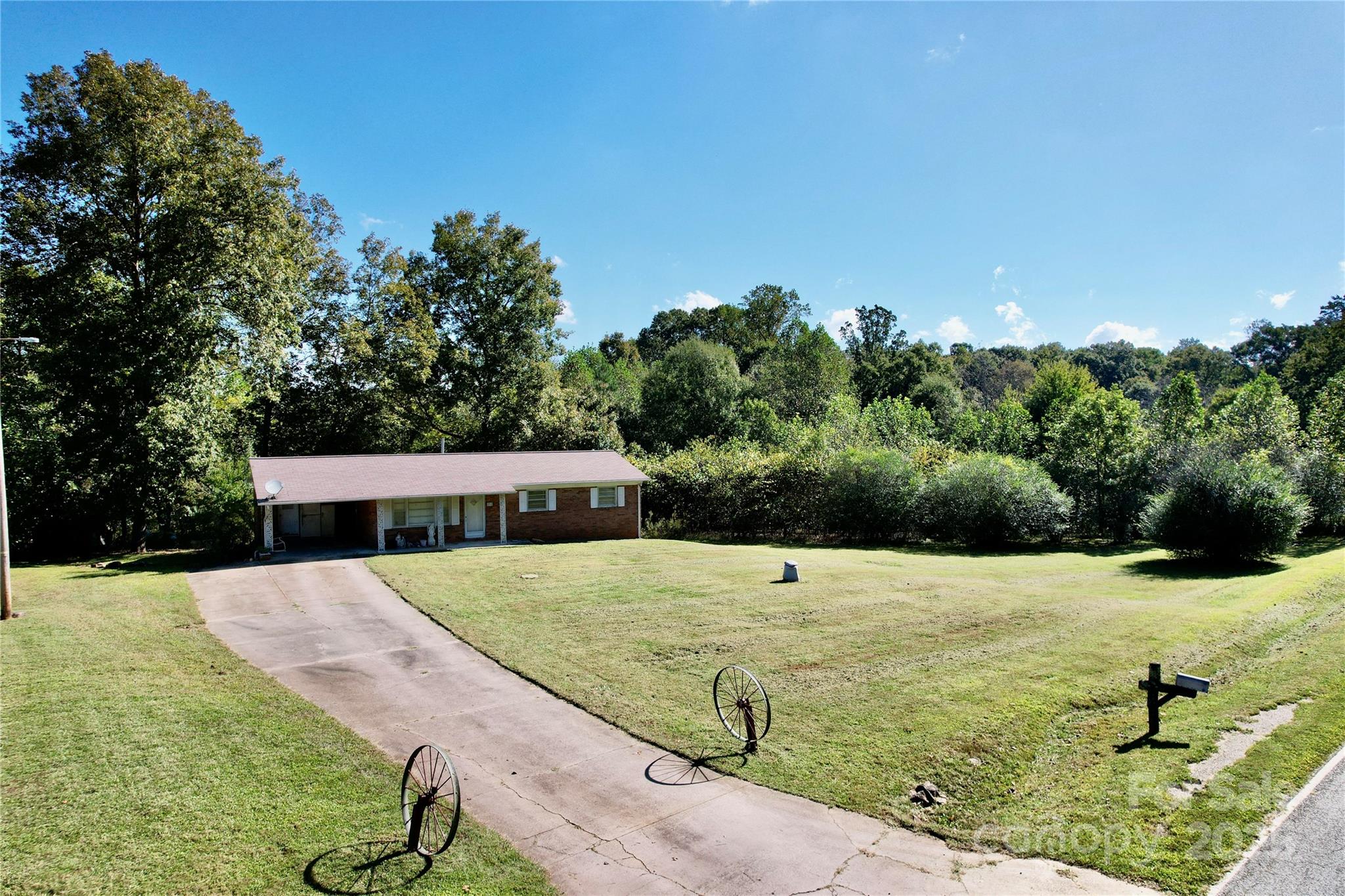 212 Hill Farm Road Hiddenite, NC 28636 - Photo 7 of 16 Gallery Image 7