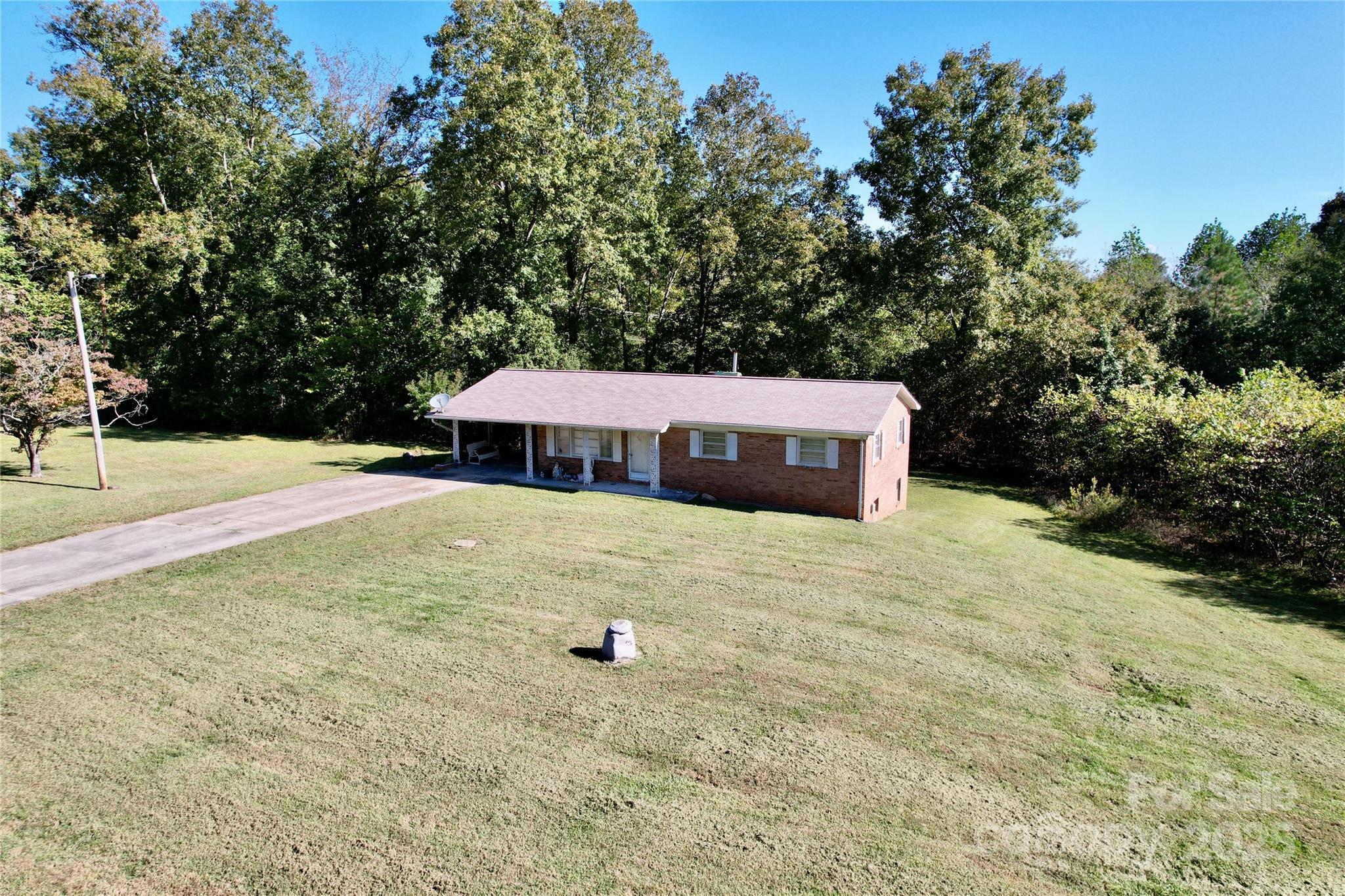 212 Hill Farm Road Hiddenite, NC 28636 - Photo 10 of 16 Gallery Image 10
