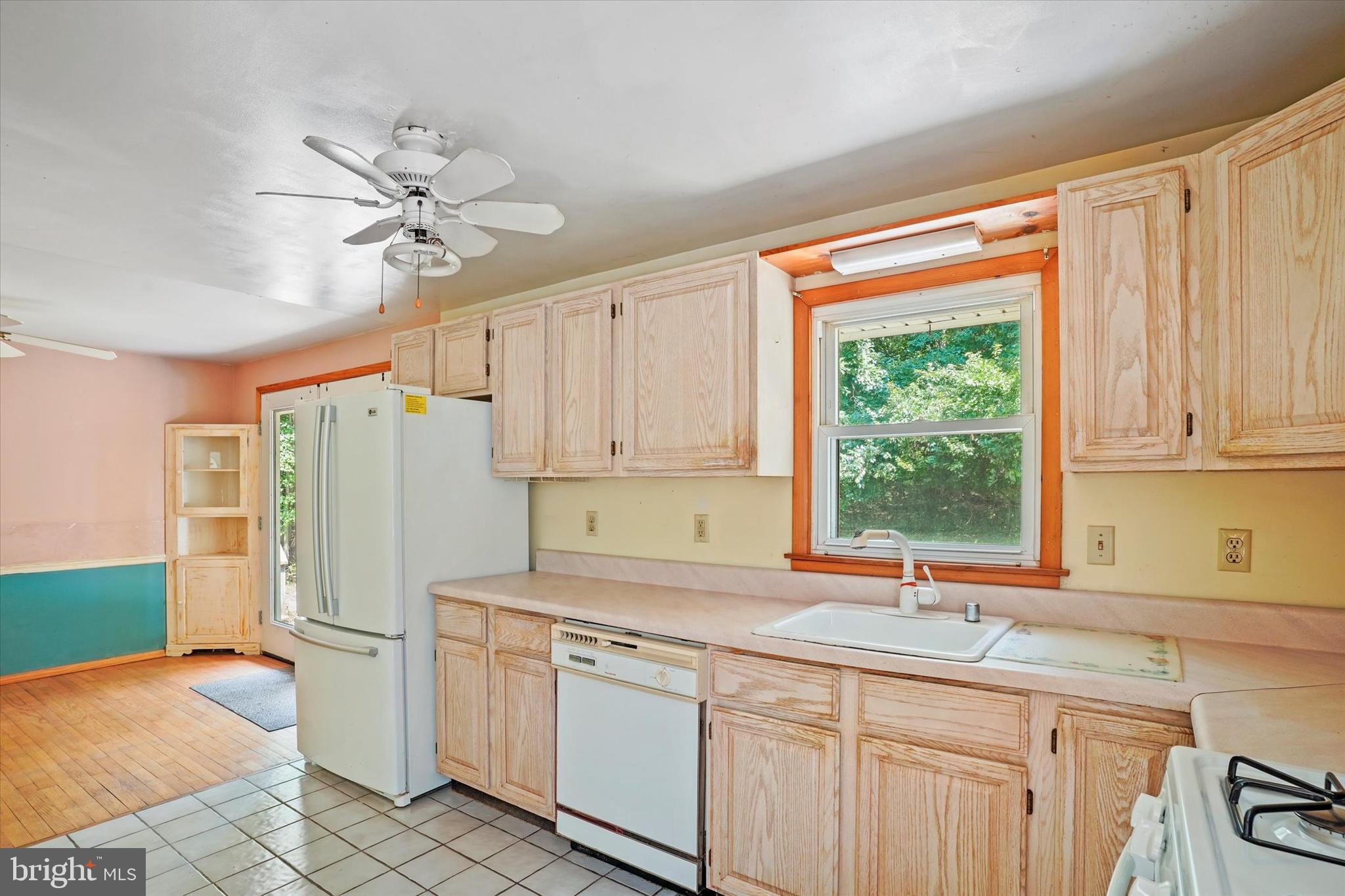 2401 Romney Road Joppa, MD 21085 - Photo 10 of 28 Kitchen