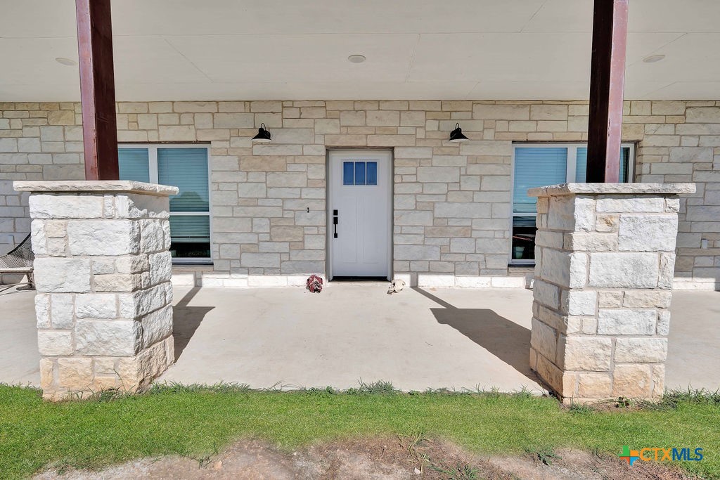 6887 Smith Dairy Road Belton, TX 76513 - Photo 42 of 48 a front view of a house with a yard