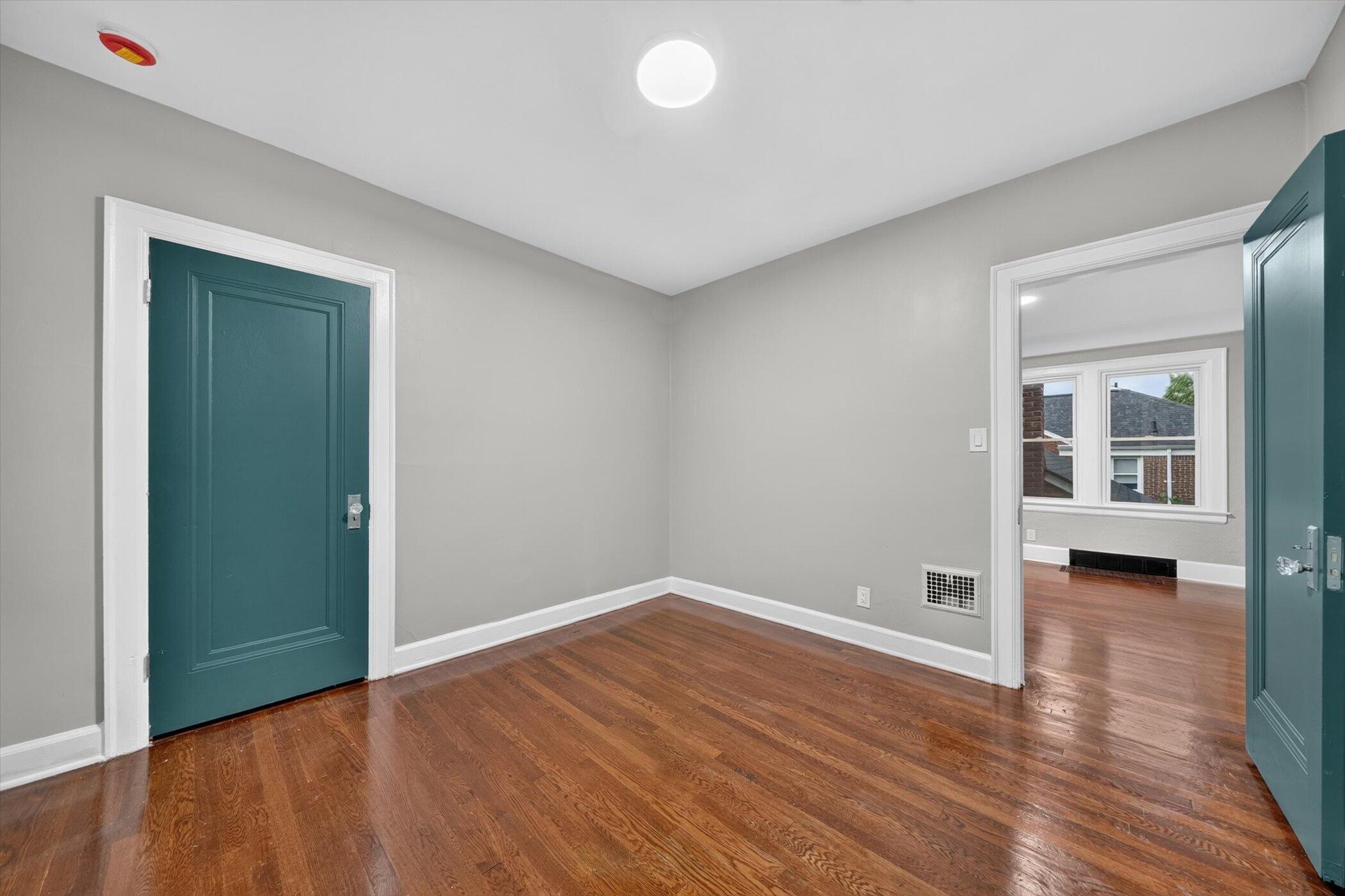 5083 Devonshire Road Detroit, MI 48224 - Photo 38 of 48 40-5083-Devonshire-Rd-WindowStill-Photog