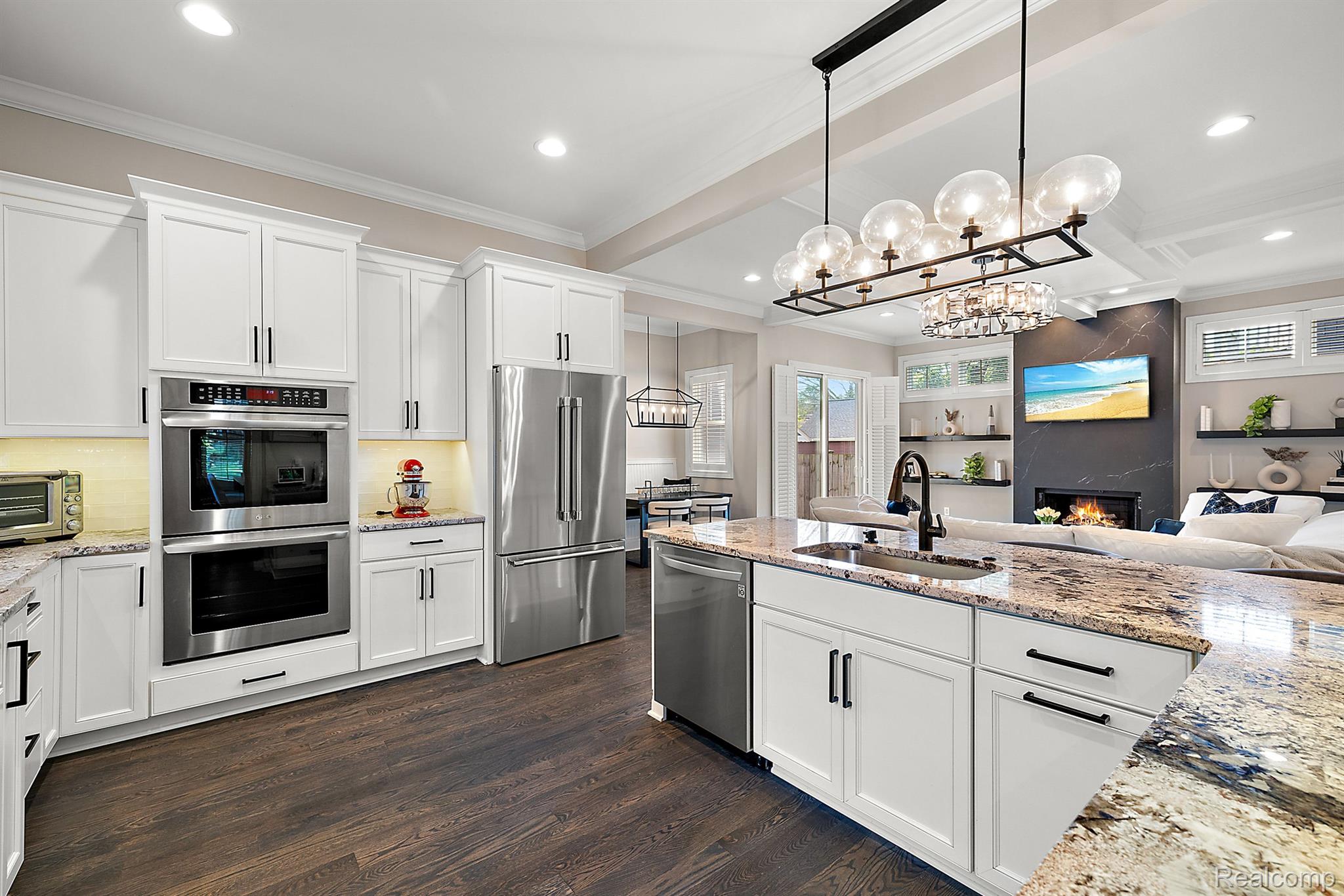 1238 Villa Road Birmingham, MI 48009 - Photo 15 of 79 Gallery Image 15