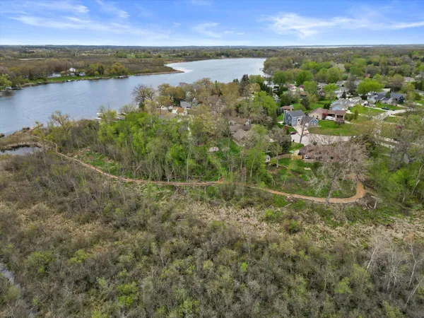 $749,900 | 27421 Lemay's Court, Norway, WI 53185