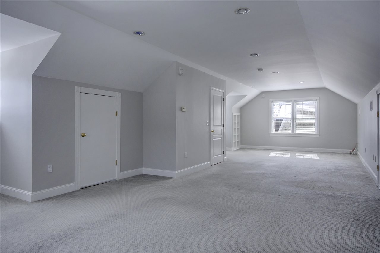 16 Windemere Lane Exeter, NH 03833 - Photo 37 of 40