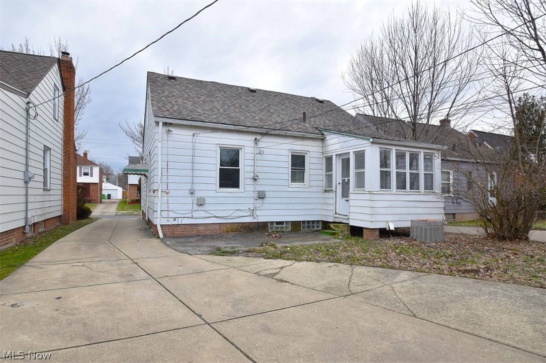 4105 Harwood Road Cleveland, OH 44121 - Photo 34 of 34
