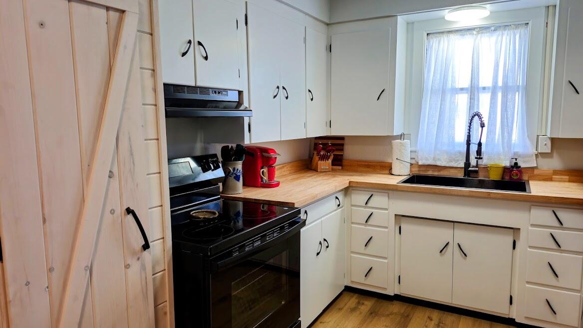 34 Maple Street East Millinocket, ME 04430 - Photo 15 of 45 15