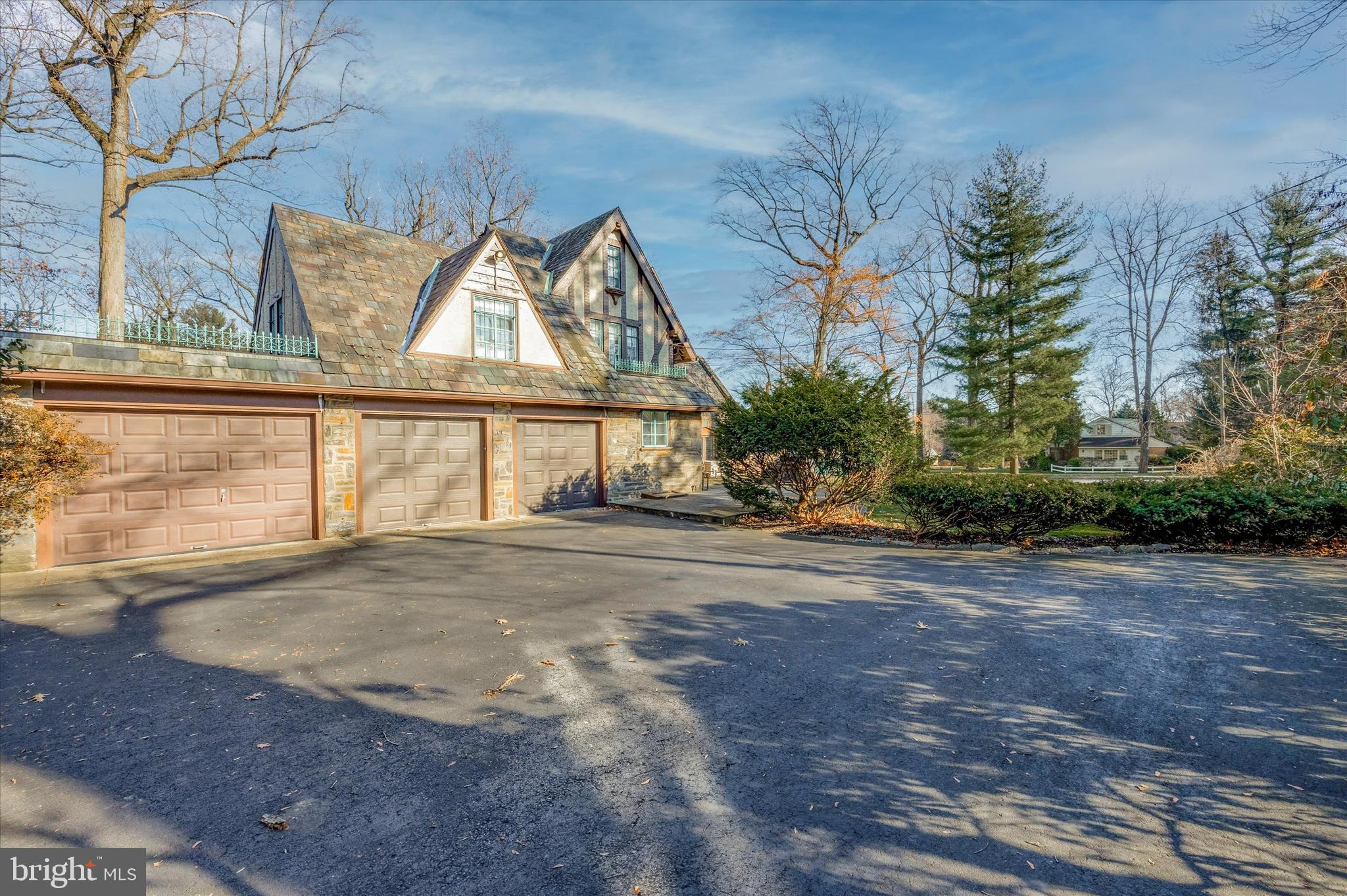 1106 Devon Road Jenkintown, PA 19046 - Photo 4 of 49 3 car attached + heated garage