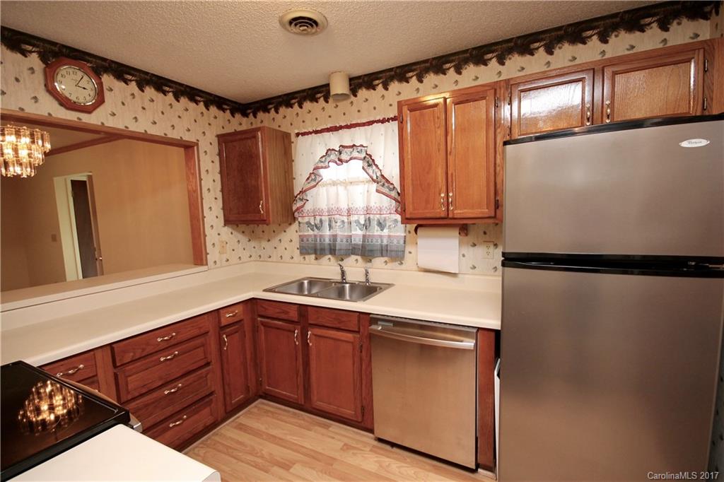 9 Rocking Porch Road Asheville, NC 28805 - Photo 14 of 17 Gallery Image 14
