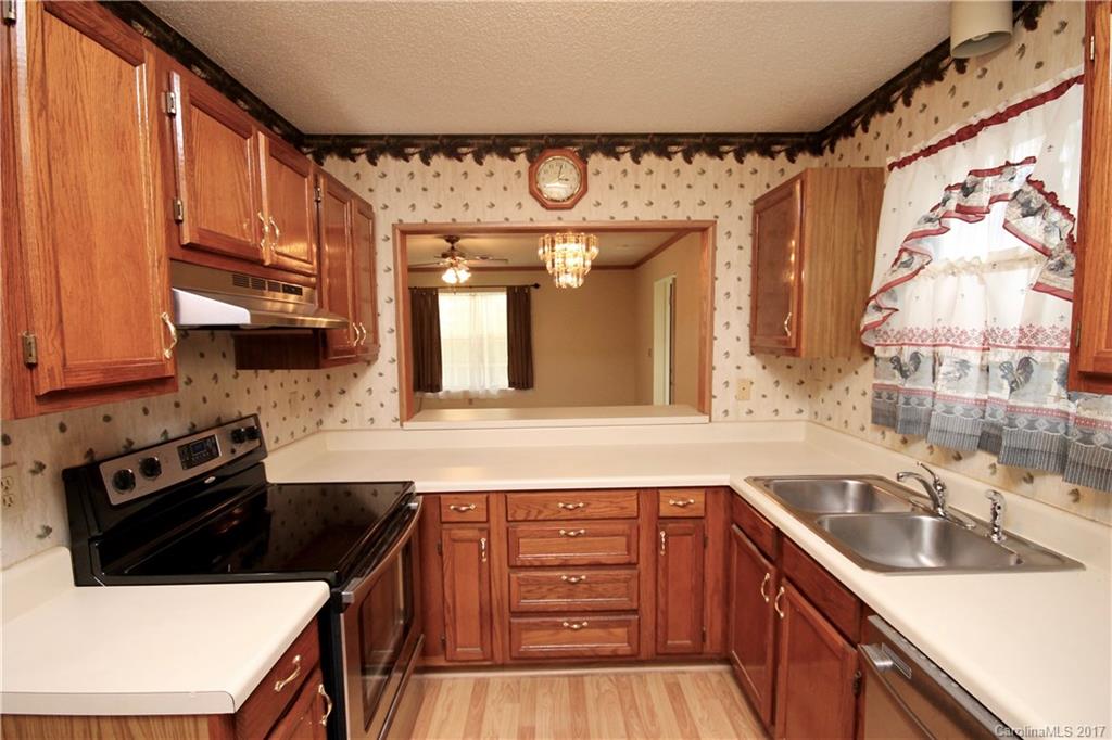9 Rocking Porch Road Asheville, NC 28805 - Photo 7 of 17 Gallery Image 7