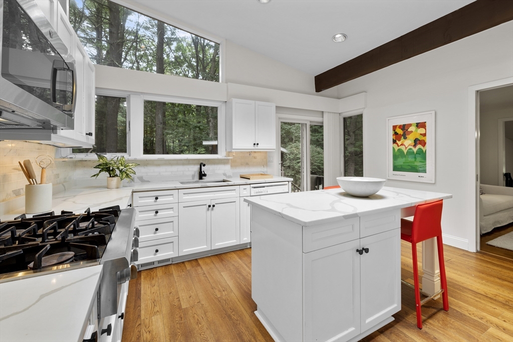 10 Partridge Road Lexington, MA 02420 - Photo 11 of 33