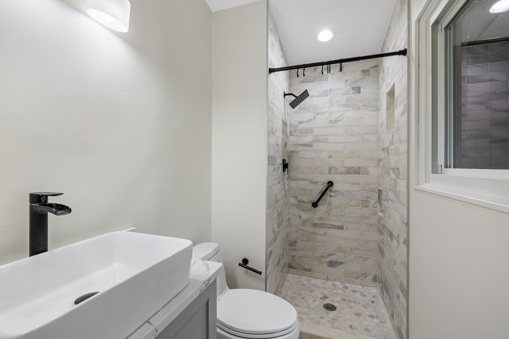 10 Partridge Road Lexington, MA 02420 - Photo 19 of 33