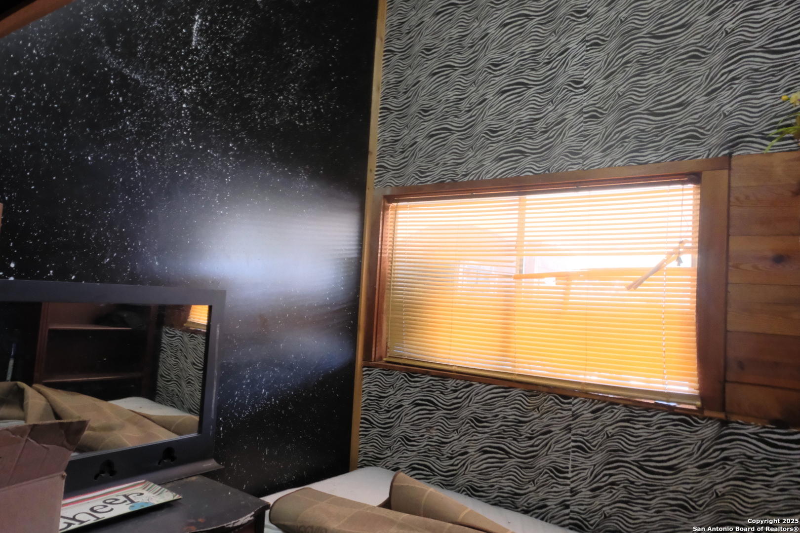 17585 Fargoer Way Marion, TX 78124 - Photo 9 of 34 a view of balcony and window