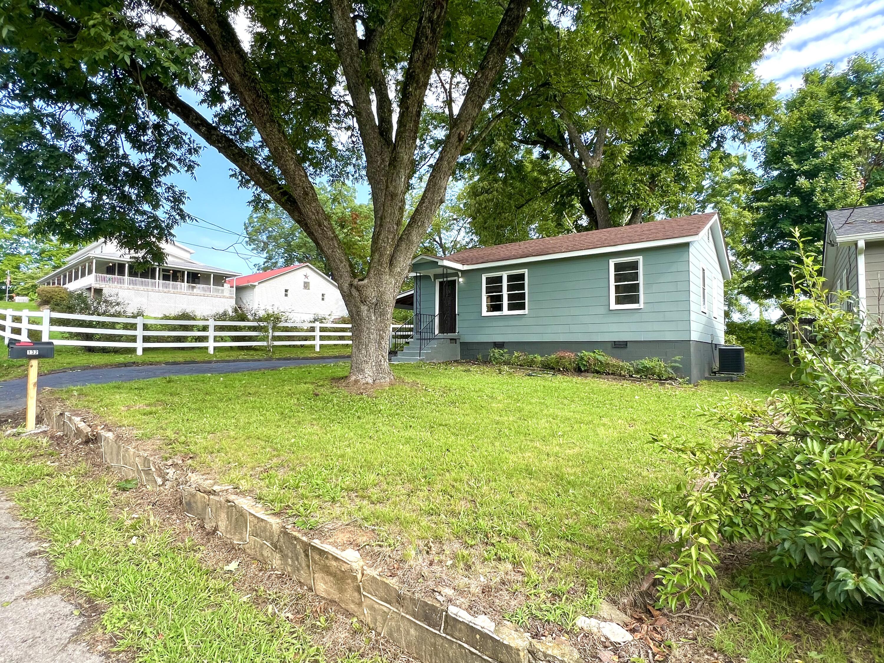 145 Hargrave Road Rossville, GA 30741 - Photo 3 of 17 IMG_7940