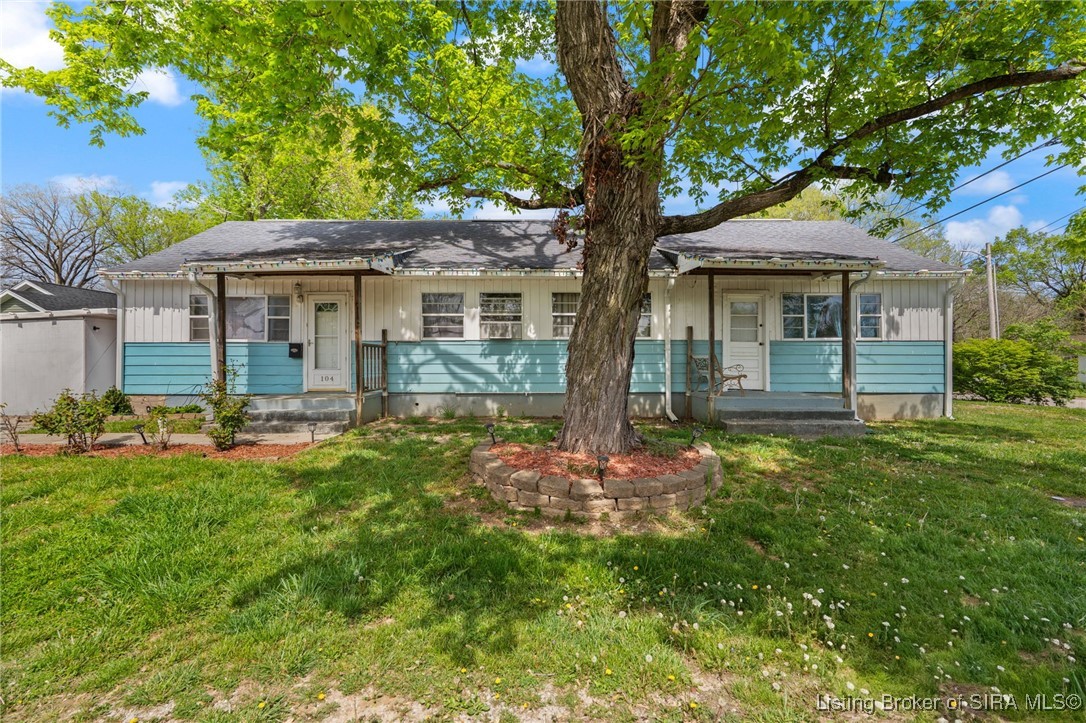104 Spring Street Charlestown, IN 47111 - Photo 1 of 29 Gallery Image 1