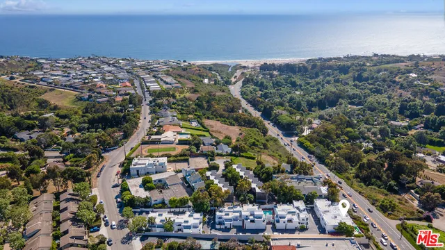 $2,385,000 | 29221 Heathercliff Road, Unit 13, Malibu, CA 90265