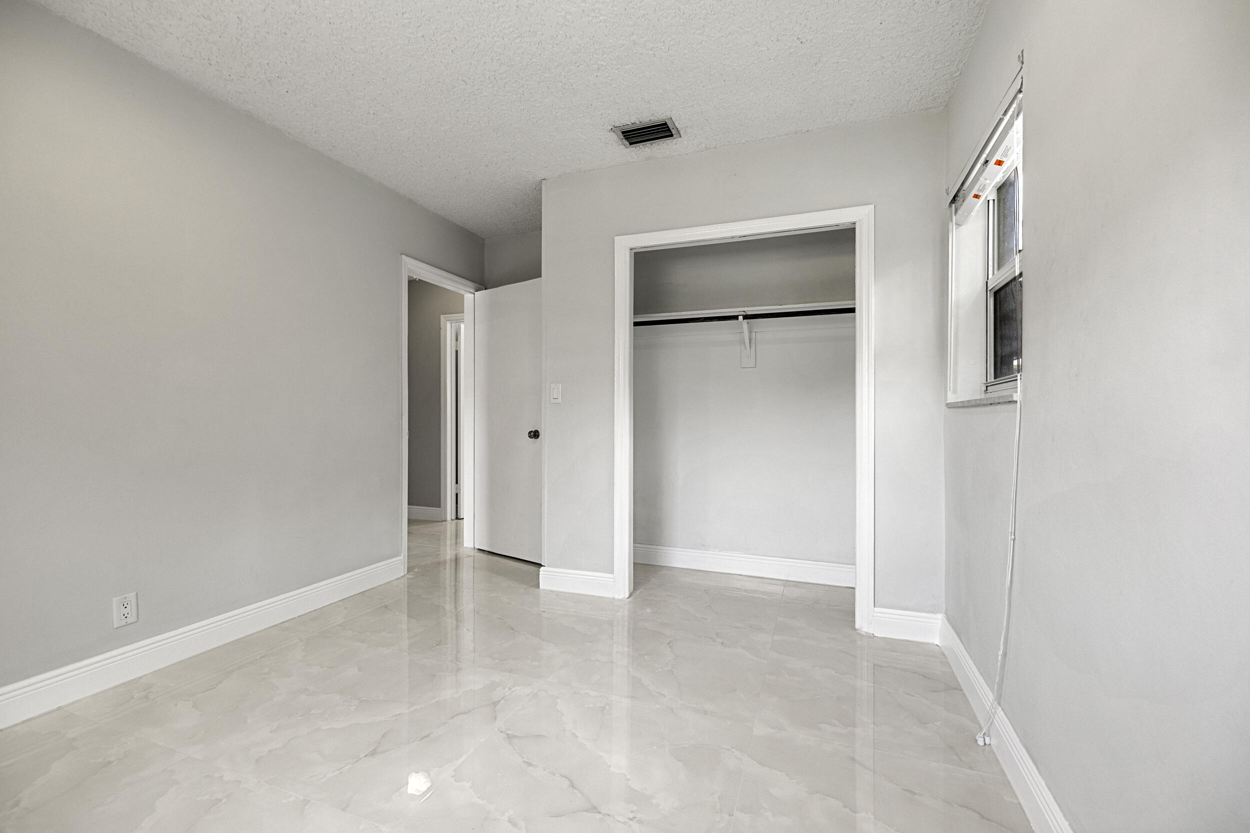 215 Northwest 35th Street Boca Raton, FL 33431 - Photo 17 of 50 17__62_7107