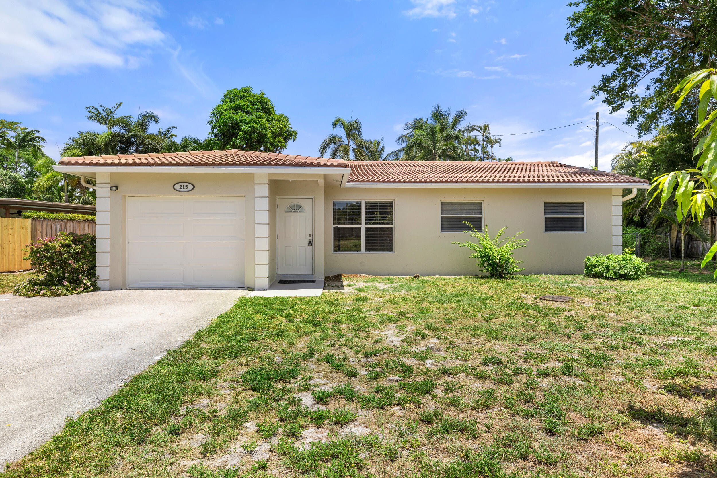 215 Northwest 35th Street Boca Raton, FL 33431 - Photo 4 of 50 4__62_7060