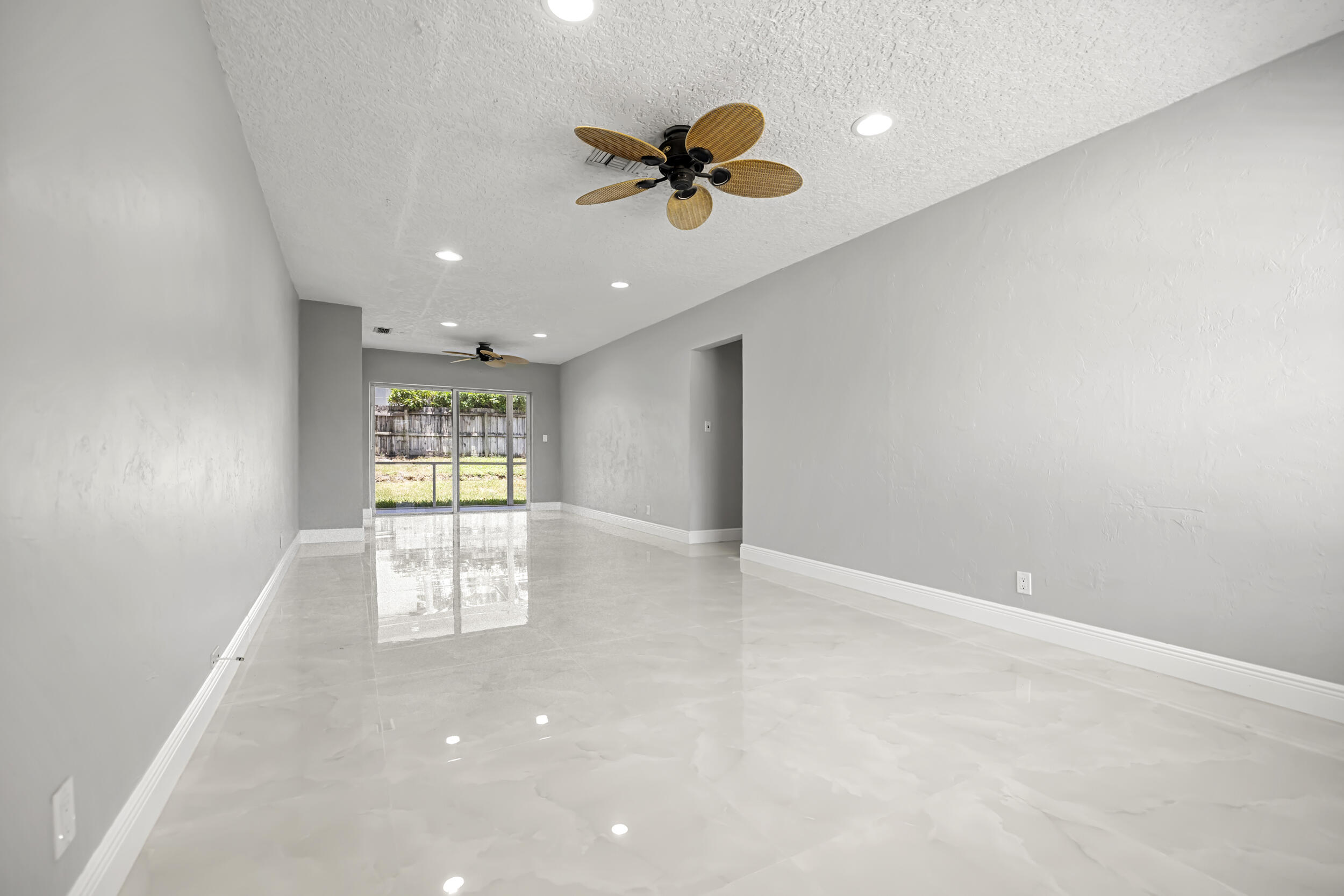 215 Northwest 35th Street Boca Raton, FL 33431 - Photo 7 of 50 7__62_7071
