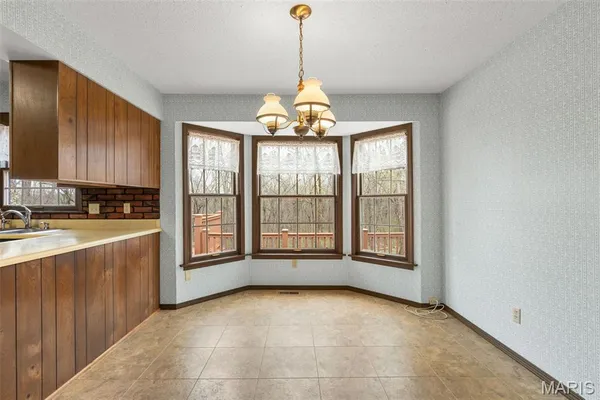 $520,000 | 17 Stablestone Drive, Union, MO 63084