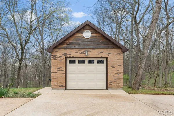 $520,000 | 17 Stablestone Drive, Union, MO 63084