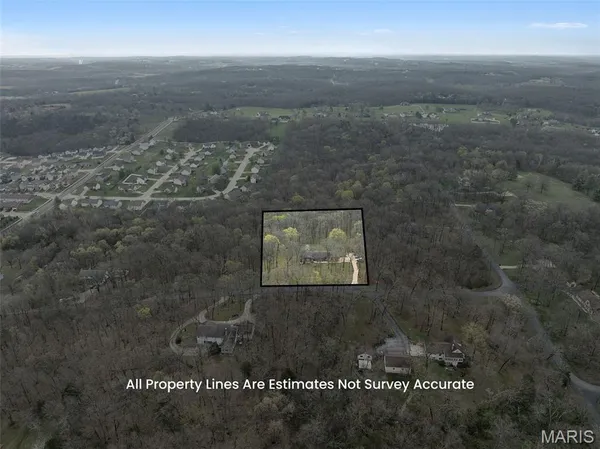 $520,000 | 17 Stablestone Drive, Union, MO 63084