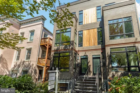 $790,000 | 81 U Street Northwest, Unit A, Washington, DC 20001