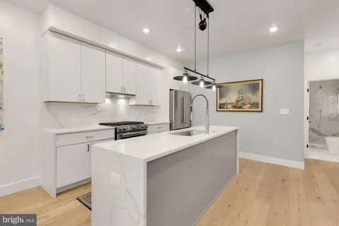 $790,000 | 81 U Street Northwest, Unit A, Washington, DC 20001