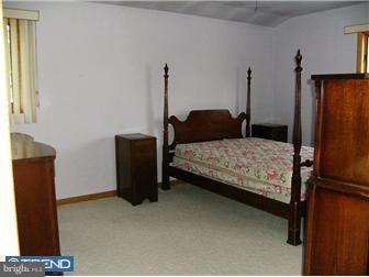 532 Harrison Street Riverside, NJ 08075 - Photo 8 of 12