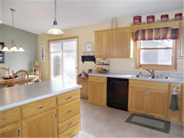 4438 10 Street Northwest Rochester, MN 55901 - Photo 4 of 17